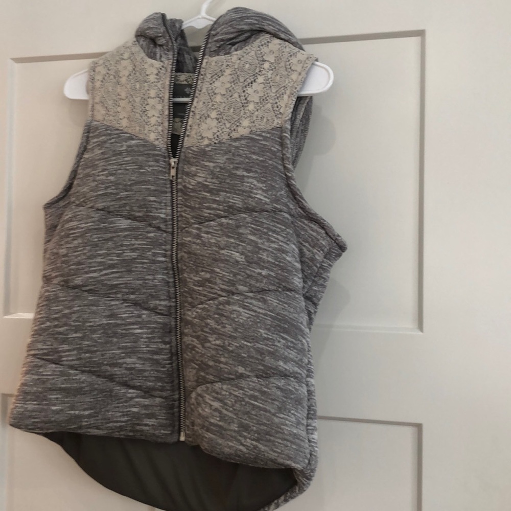 Hooded vest